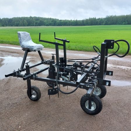 Weeder image